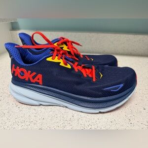 Hoka Clifton 9 running shoes
